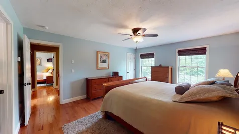 1621 River Road Weare NH 03281