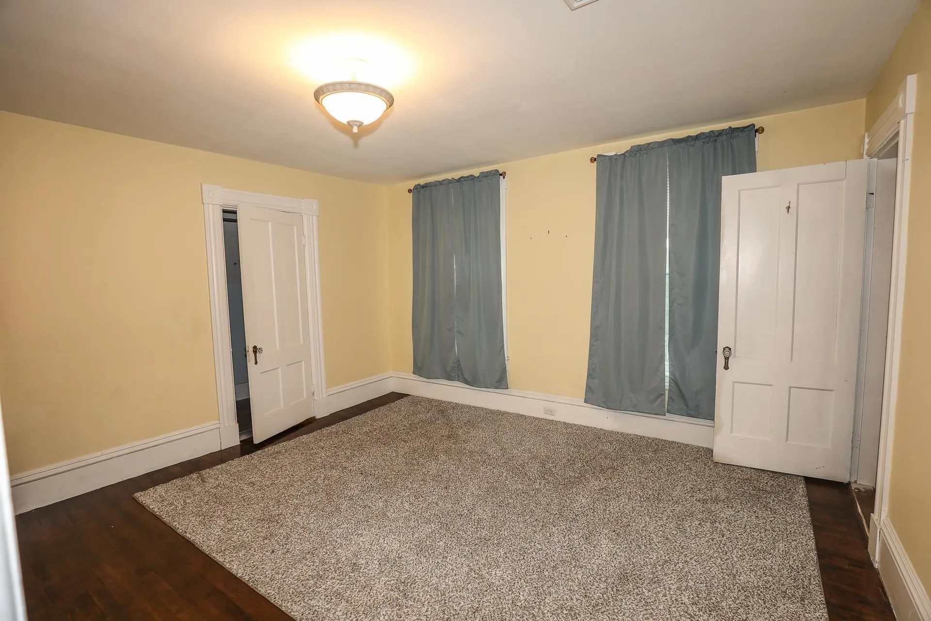 297 Walnut Street Manchester NH 03104