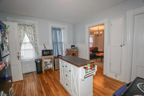 297 Walnut Street Manchester NH 03104