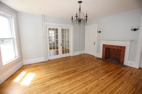 297 Walnut Street Manchester NH 03104