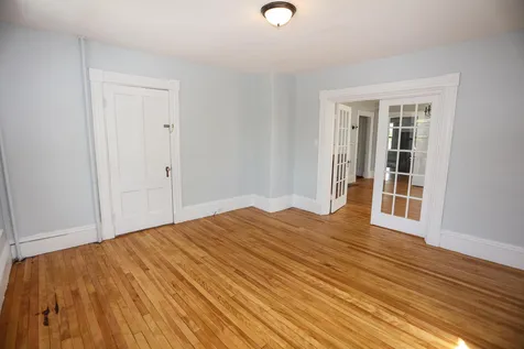 297 Walnut Street Manchester NH 03104