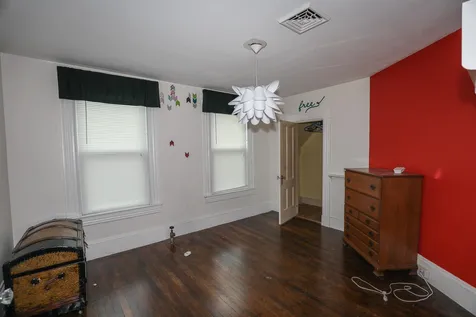 297 Walnut Street Manchester NH 03104