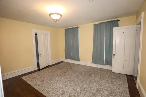 297 Walnut Street Manchester NH 03104