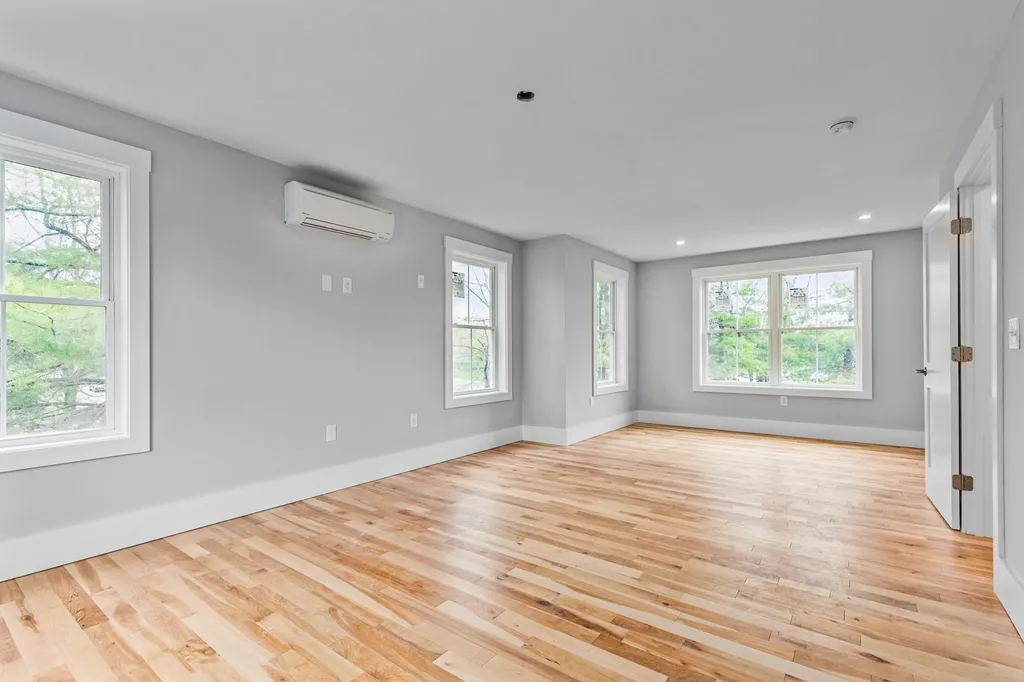 156 Mast Road Dover NH 03820