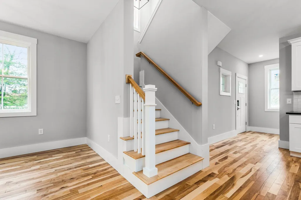 156 Mast Road Dover NH 03820