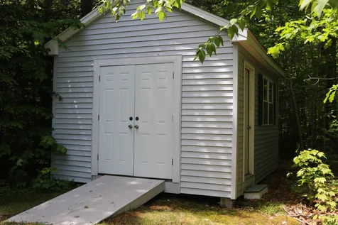 39 Knowles Mill Road Chester NH 03036