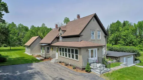 243 Pleasant Street Franklin NH 03235
