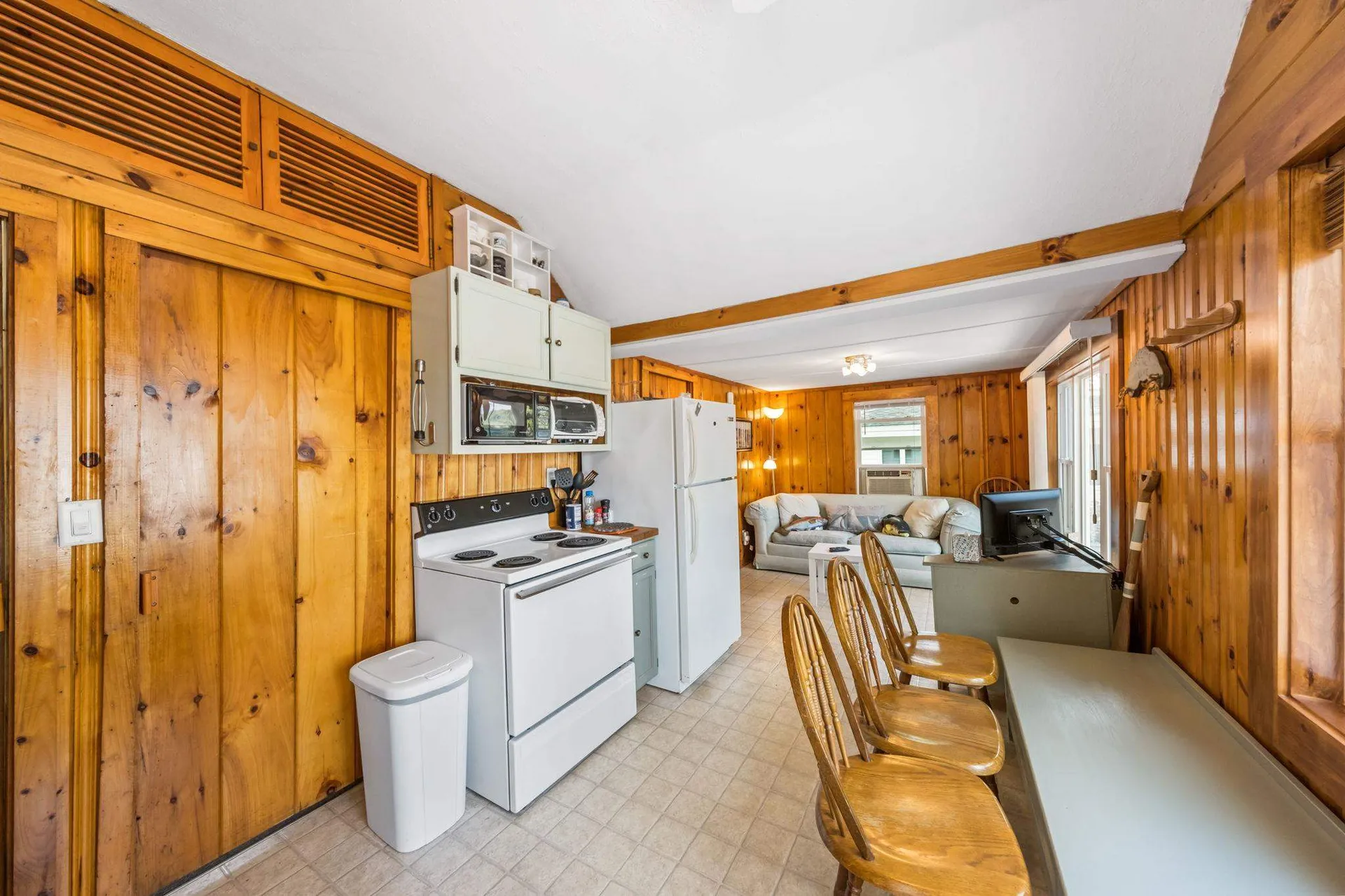 161 Dockham Shore Road Gilford NH 03249
