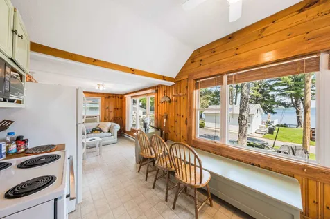 161 Dockham Shore Road Gilford NH 03249