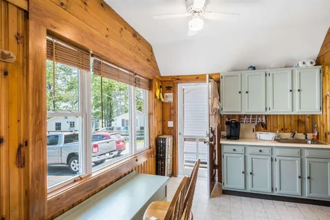 161 Dockham Shore Road Gilford NH 03249