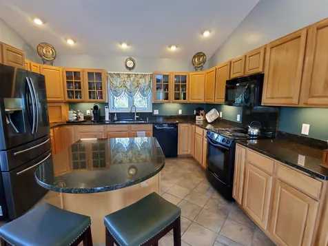 70 Farr Road Lebanon NH 03766