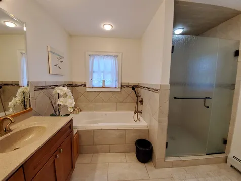 70 Farr Road Lebanon NH 03766