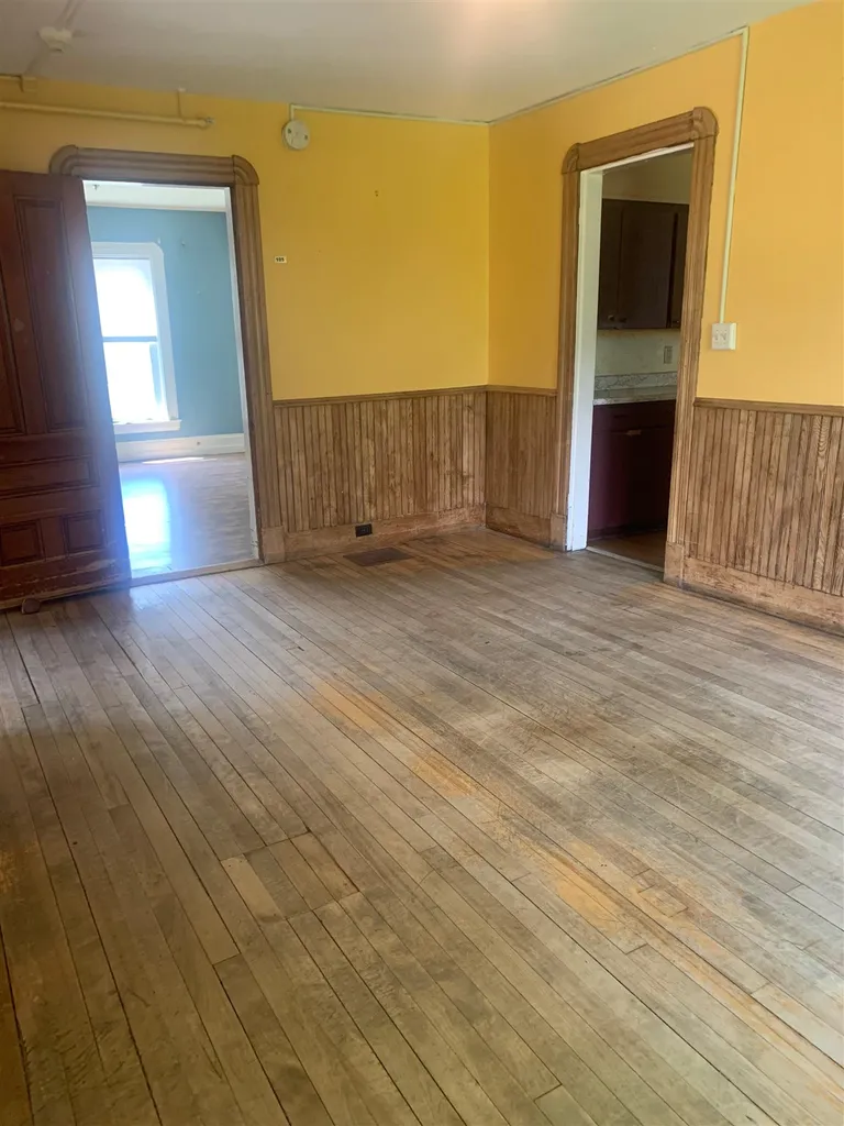 71 Maple Street Bristol VT 05443