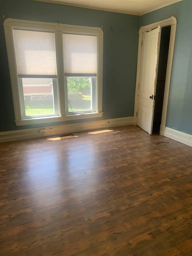 71 Maple Street Bristol VT 05443