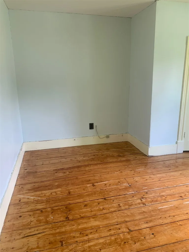 71 Maple Street Bristol VT 05443