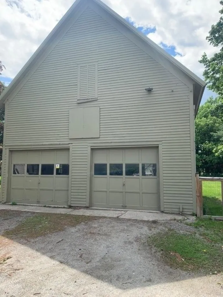 71 Maple Street Bristol VT 05443