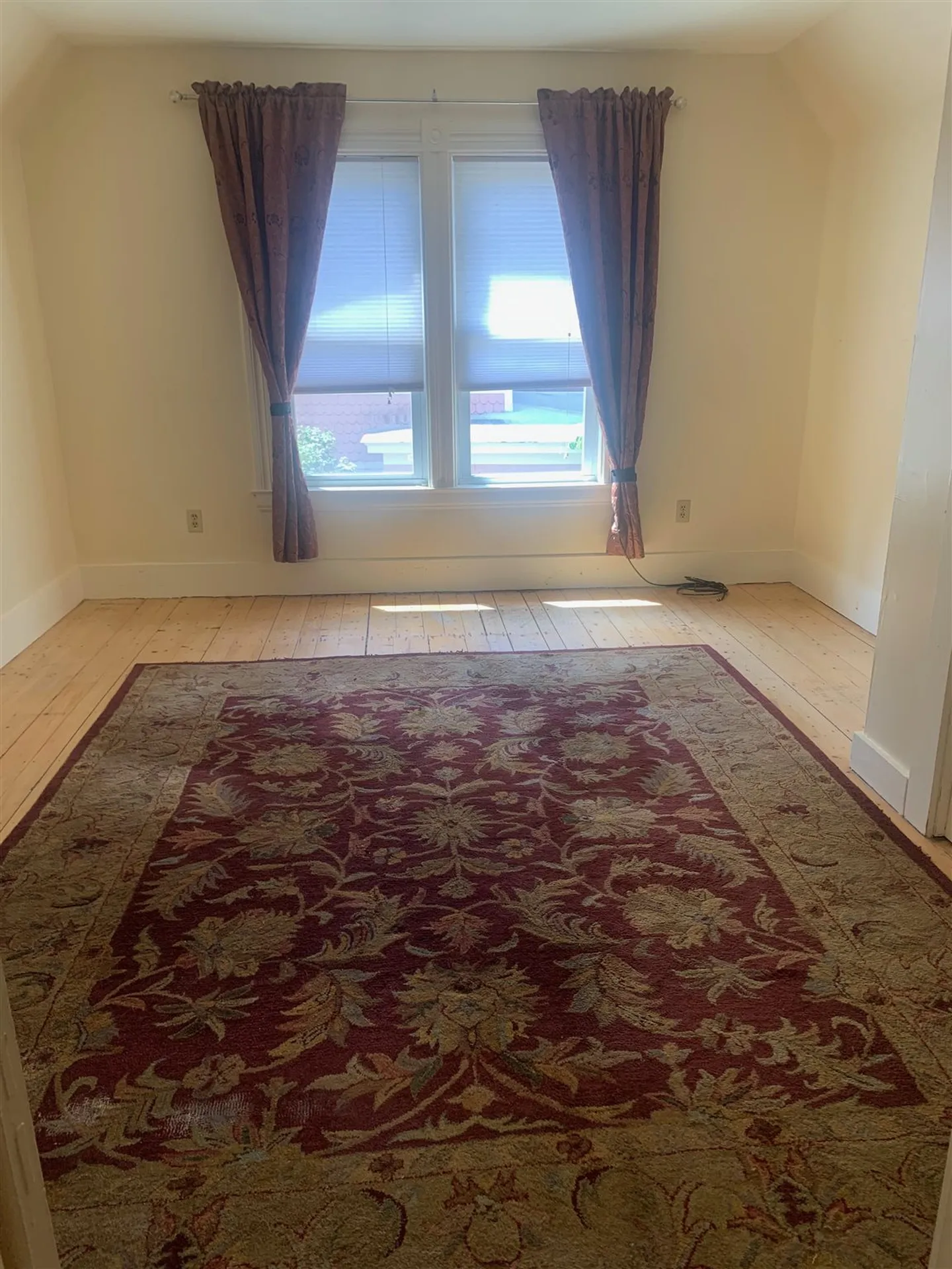 71 Maple Street Bristol VT 05443