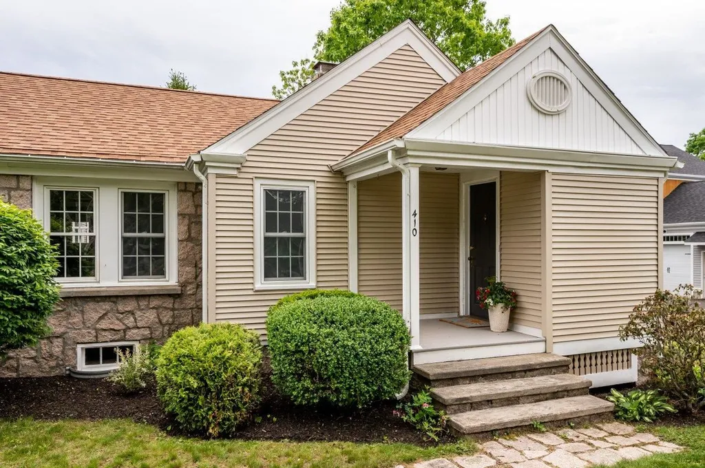 410 Wallis Road Rye NH 03870