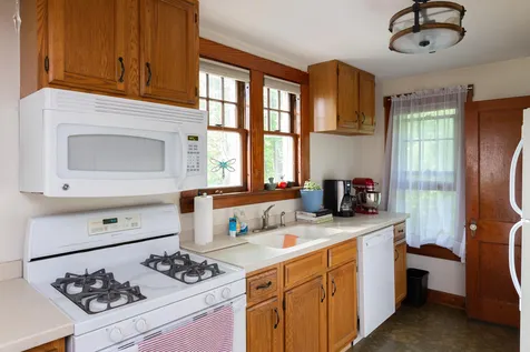 34 Proctor Avenue South Burlington VT 05403