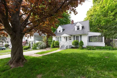 34 Proctor Avenue South Burlington VT 05403