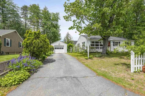 8 Dover Street Concord NH 03301