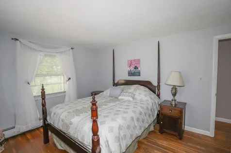 8 Dover Street Concord NH 03301