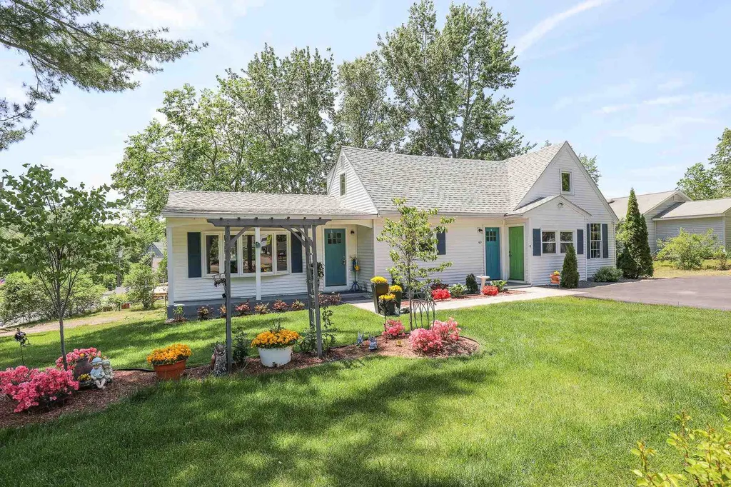 41 Melendy Road Hudson NH 03051