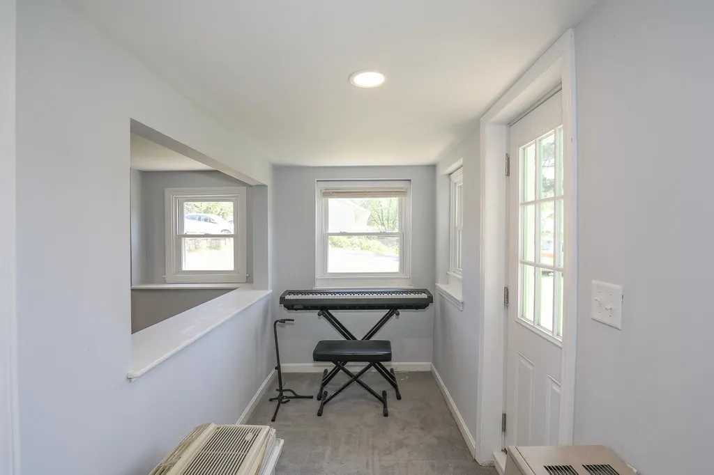 41 Melendy Road Hudson NH 03051
