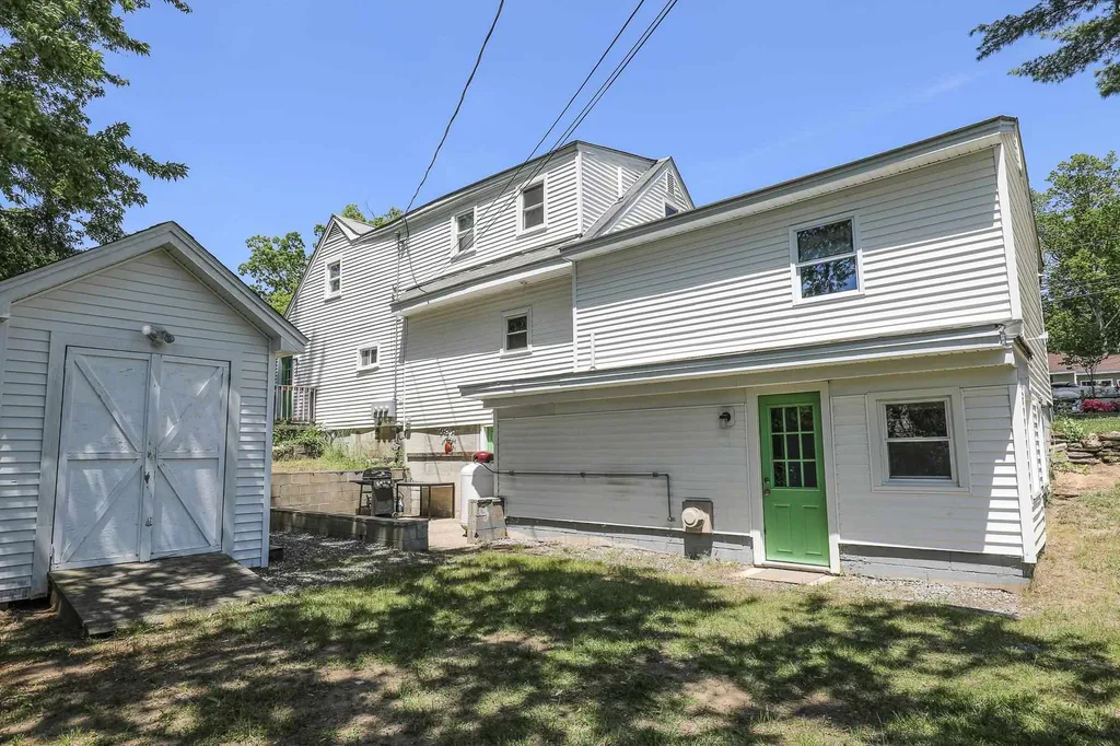 41 Melendy Road Hudson NH 03051