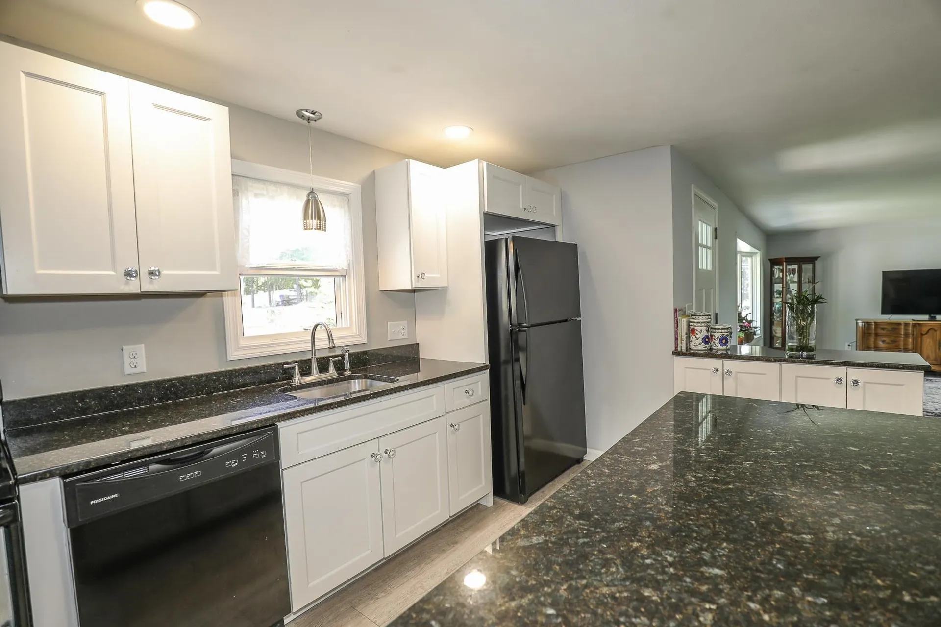 41 Melendy Road Hudson NH 03051