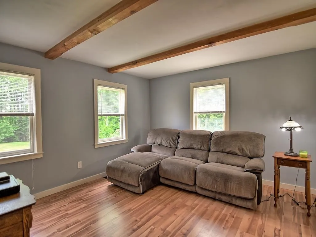 128 Lajoie Road Wilmot NH 03287