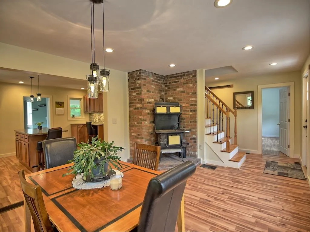 128 Lajoie Road Wilmot NH 03287