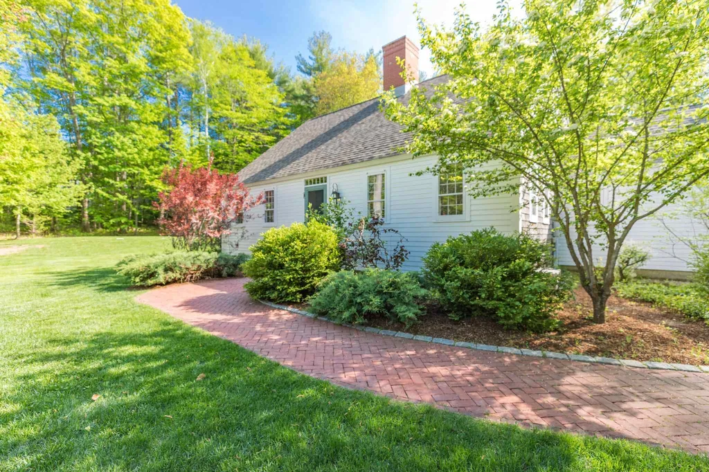 197 Jennie Lane Eliot ME 03903