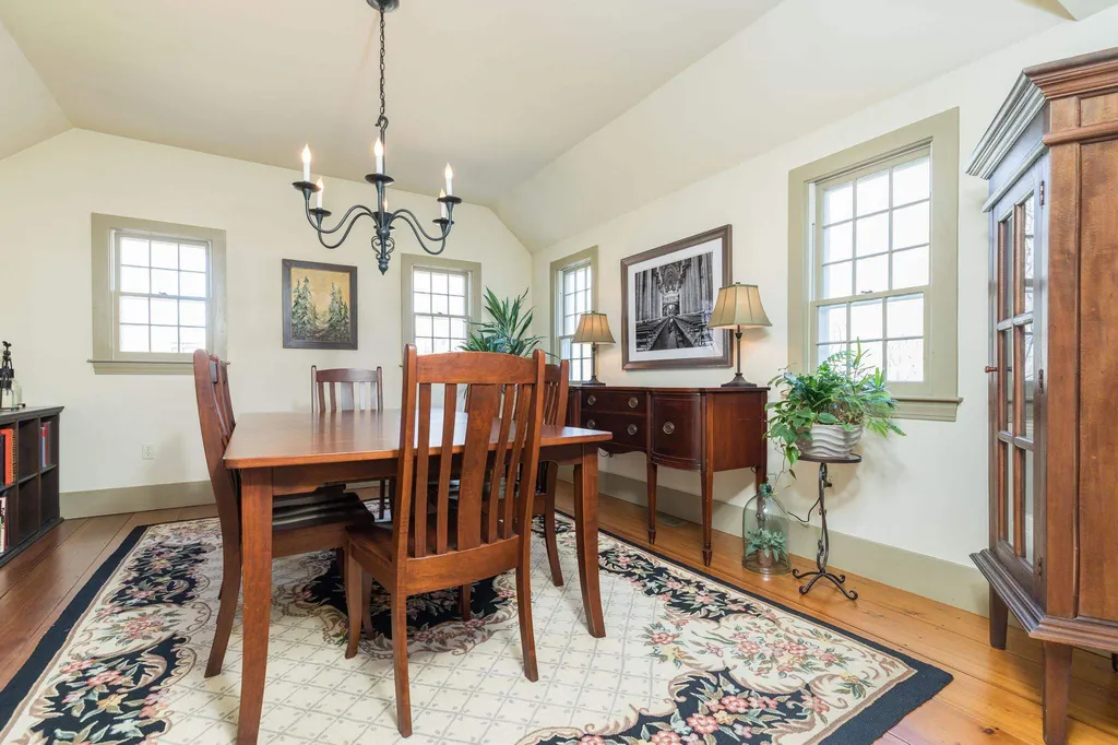 197 Jennie Lane Eliot ME 03903