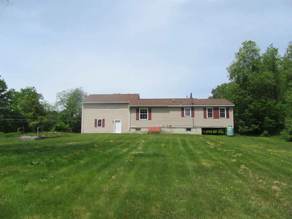 29 Geddes Road Gilmanton NH 03837