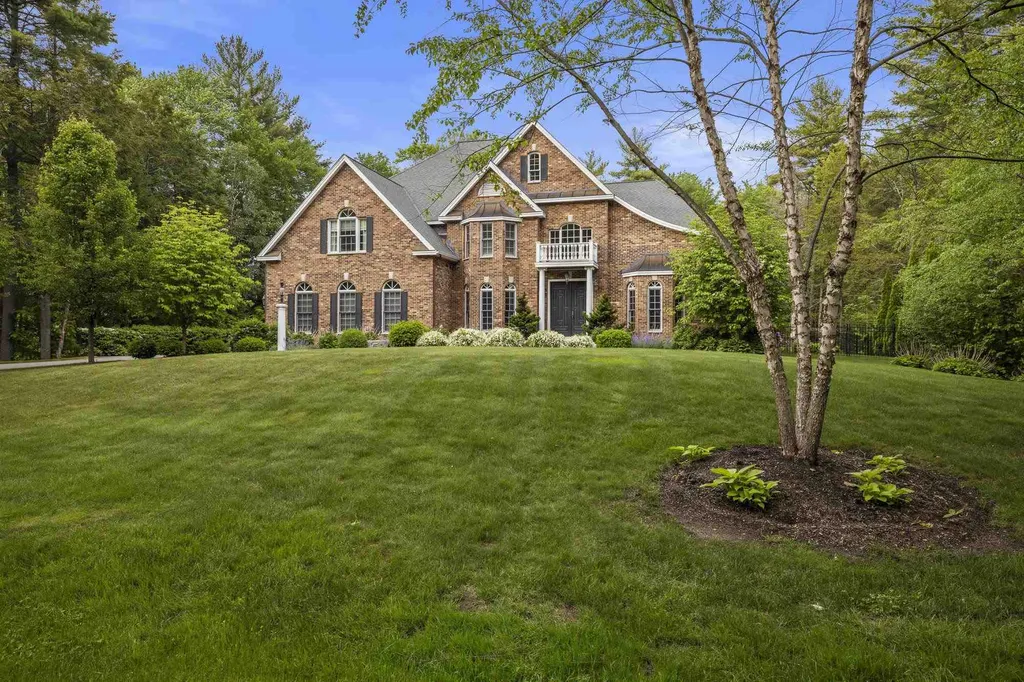 7 Whitehorse Drive Rye NH 03870