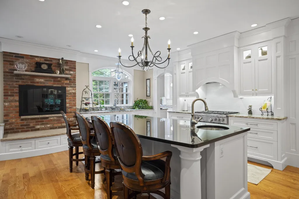7 Whitehorse Drive Rye NH 03870