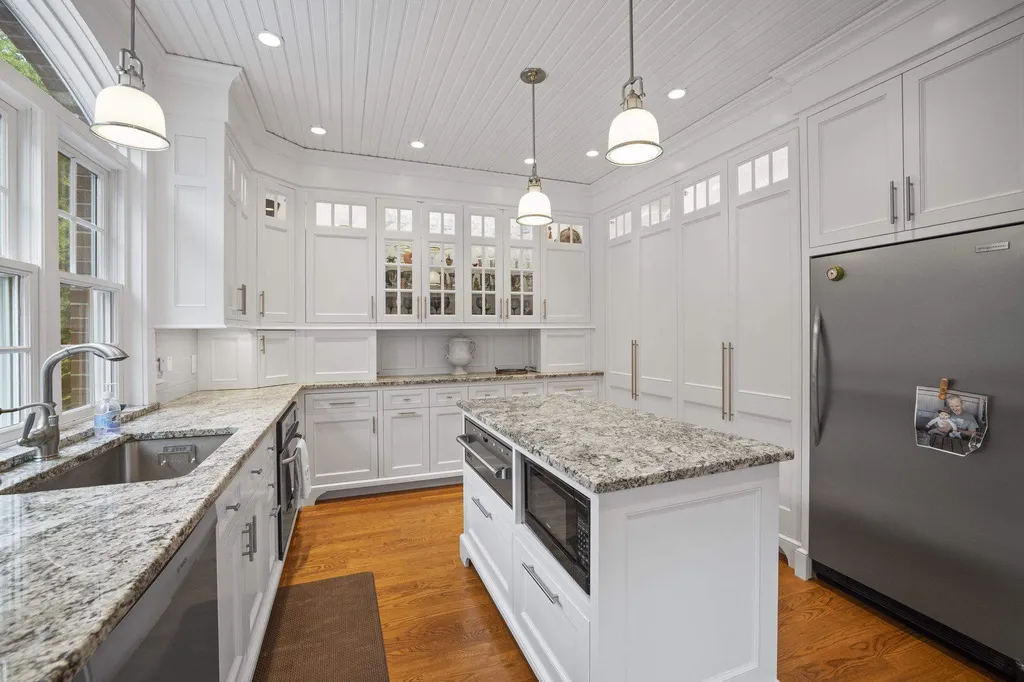 7 Whitehorse Drive Rye NH 03870