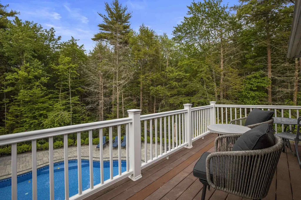 7 Whitehorse Drive Rye NH 03870