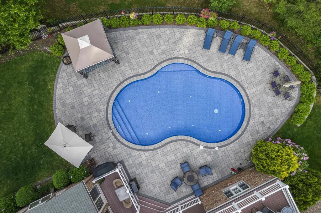 7 Whitehorse Drive Rye NH 03870