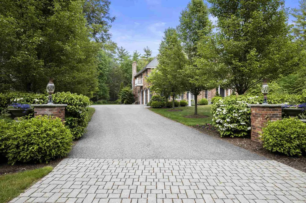 7 Whitehorse Drive Rye NH 03870
