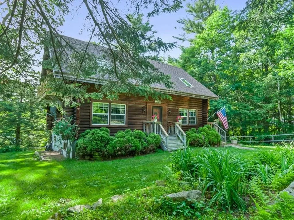 28 Old Sugarhouse Road Lempster NH 03605