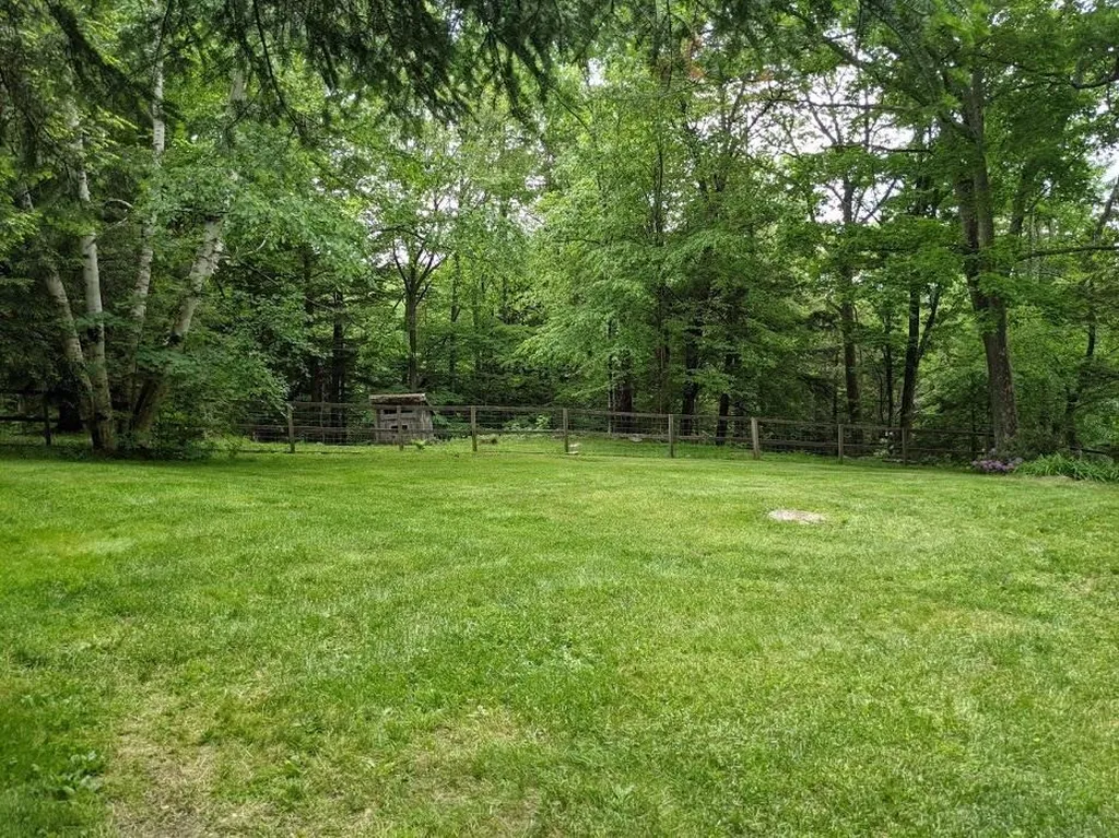 28 Old Sugarhouse Road Lempster NH 03605