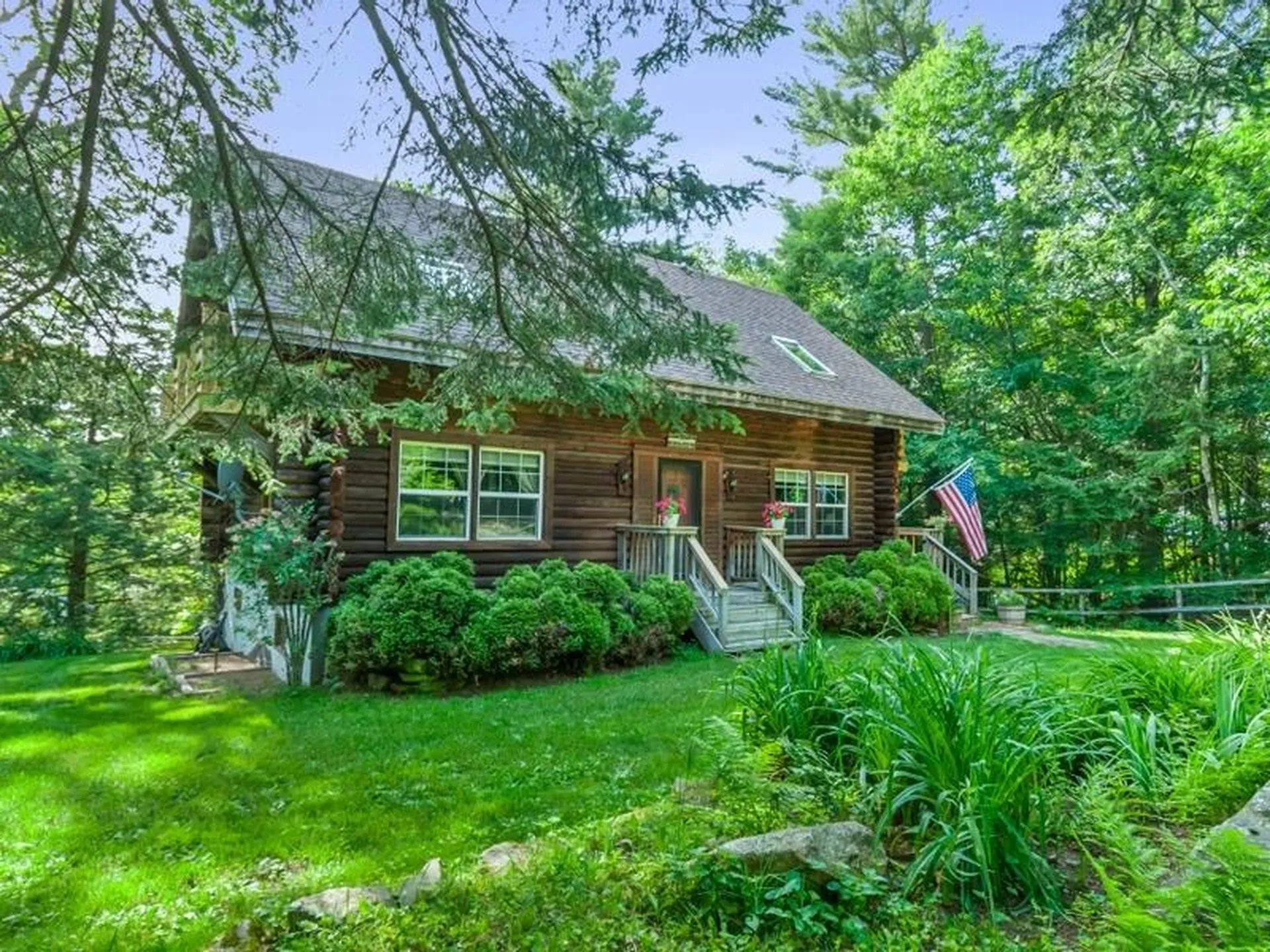 28 Old Sugarhouse Road Lempster NH 03605