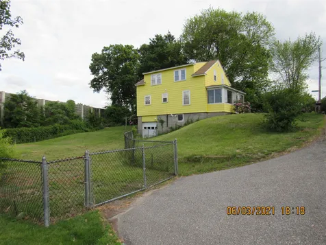 484 Wentworth Street Manchester NH 03102