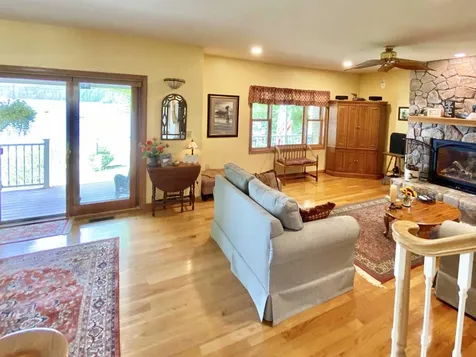 22 Stone Gate Road Hebron NH 03241