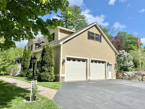 22 Stone Gate Road Hebron NH 03241