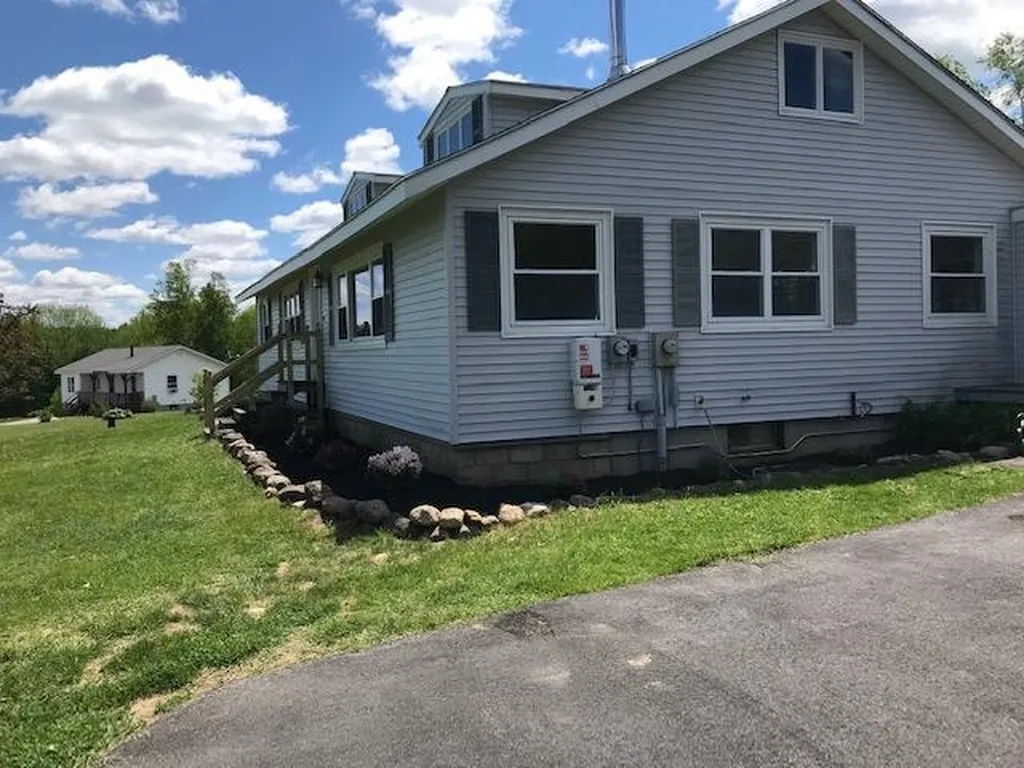 301 Currier Road Hill NH 03243