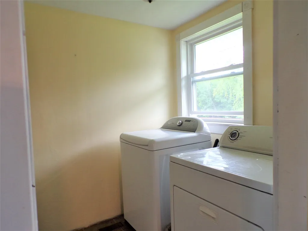 301 Currier Road Hill NH 03243