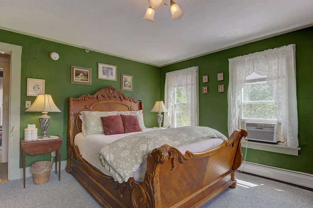 2331 White Mountain Highway Conway NH 03860